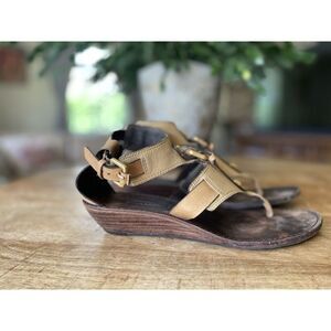 BCBMAXAZRIA! Brazil Women’s Genuine Leather Sandals Size 8B